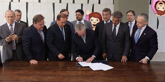 Aqui não é lugar de mulher?