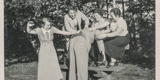 Um workshop incomum (sobre tapas na bunda)