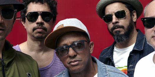 Nação Zumbi vai de Tim Maia a Beatles