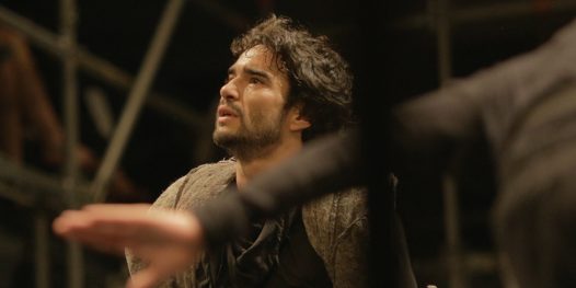 Caio Blat: da poesia ao chão