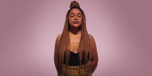 Tudo nela jorra e encanta: a poesia de Ryane Leão