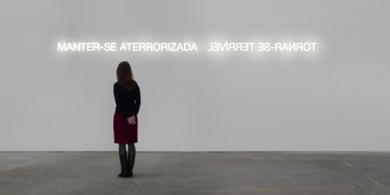 Milly Lacombe: trancada em casa com o inimigo